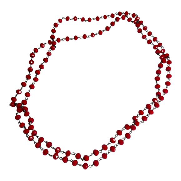 Vintage Red Faceted Beaded Infinity Necklace Silver Tone Connectors - Picture 3 of 5